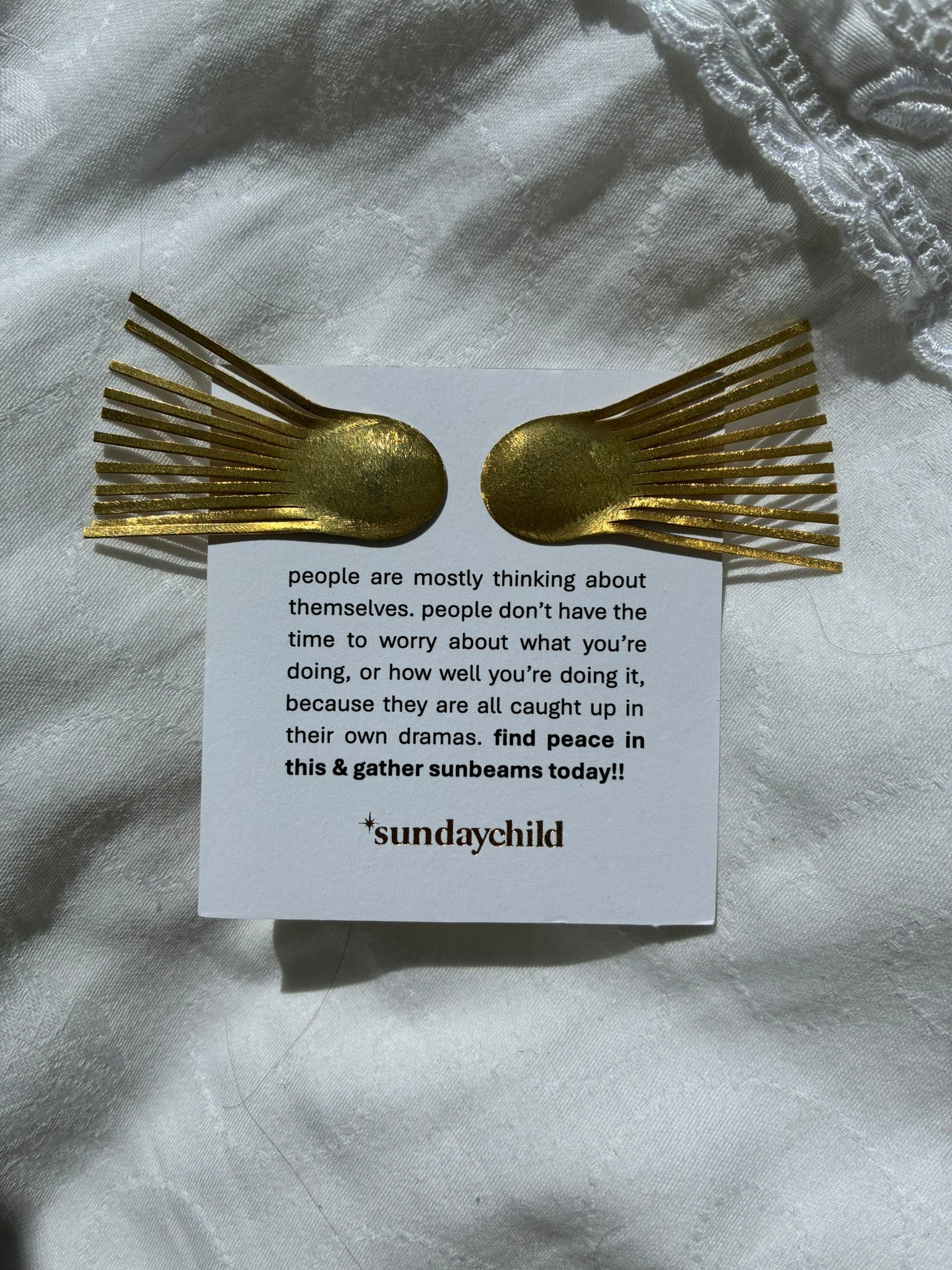 sunbeams earring gold