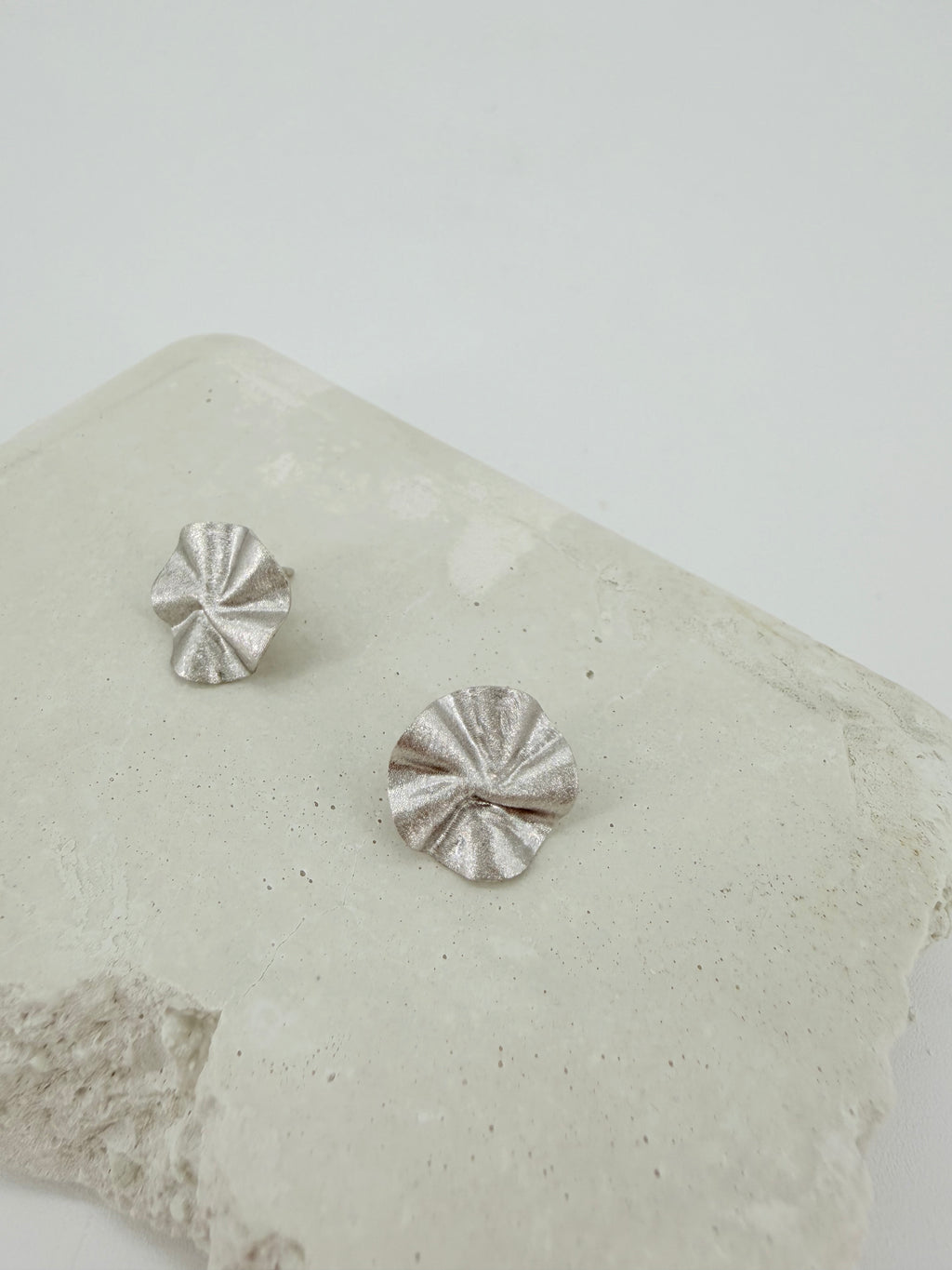golden soul earrings silver
