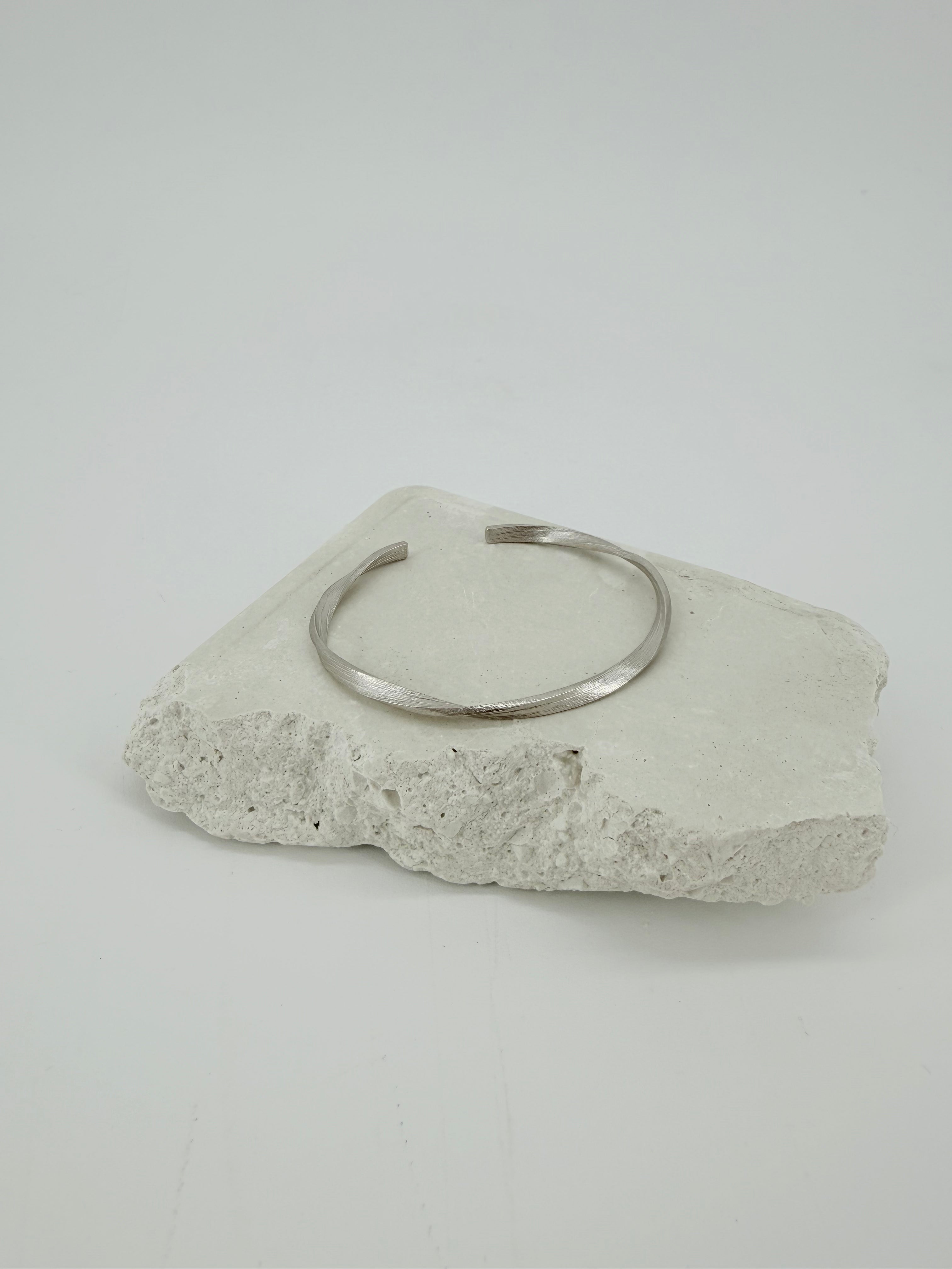 guide bracelet silver